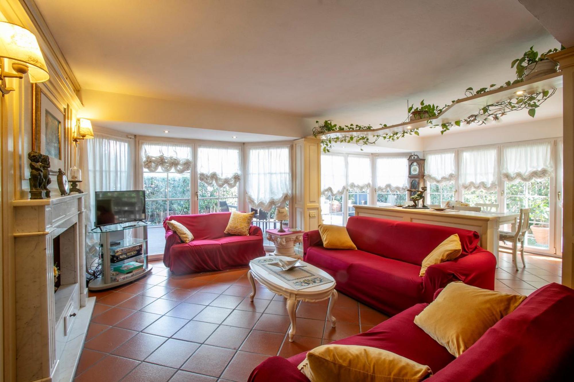 Maison Renee Βιαρέτζιο Εξωτερικό φωτογραφία
